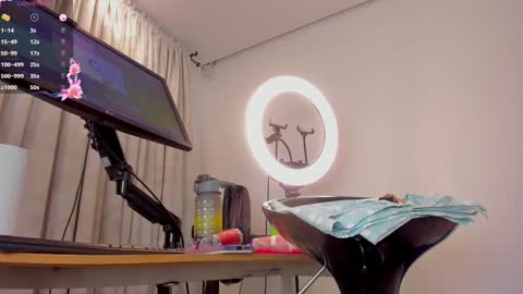 Eva online show from January 2025 04:57:01 PM