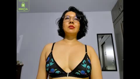 Eva online show from February 2025 10:51:02 PM