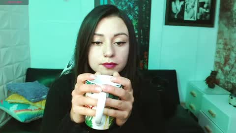 Snapshot of eva_rosell chatting on April 2026 03:17:01 PM Eva online show from April 2026 03:17:01 PM