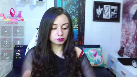 Snapshot of eva_rosell chatting on May 2026 04:12:02 PM Eva online show from May 2026 04:12:02 PM
