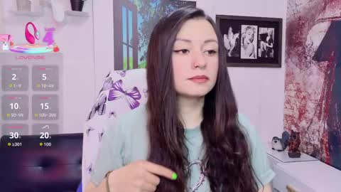 Snapshot of eva_rosell chatting on May 2026 03:09:01 PM Eva online show from May 2026 03:09:01 PM