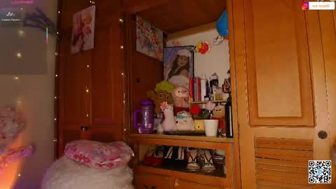 Snapshot of eva_rosse69 chatting on May 2026 12:11:01 PM Eva online show from May 2026 12:11:01 PM