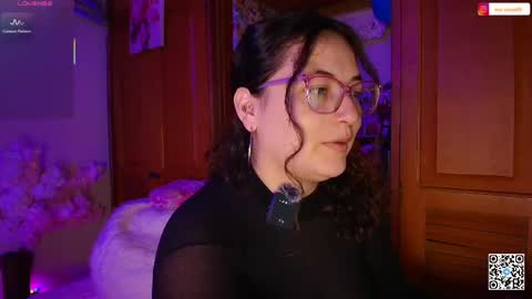 Snapshot of eva_rosse69 chatting on May 2026 12:11:02 PM Eva online show from May 2026 12:11:02 PM