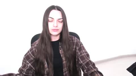 Eva online show from February 2025 08:25:01 PM