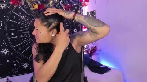 Eva  online show from December 2025 08:45:02 AM