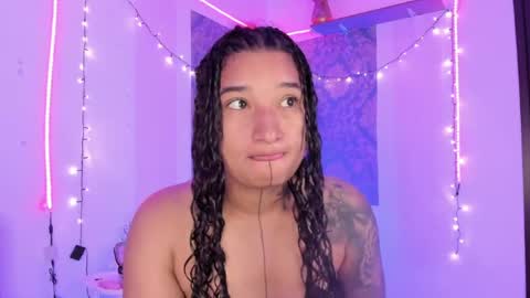 Snapshot of eva_sanderslee chatting on June 2026 10:28:02 AM Eva online show from June 2026 10:28:02 AM