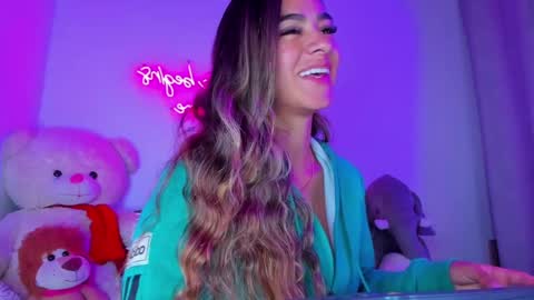 Eva Shinee online show from September 2025 11:21:01 AM