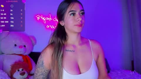 Eva Shinee online show from October 2025 12:00:02 PM