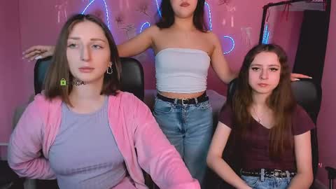 Snapshot of eva_smiith_ chatting on April 2026 05:47:01 AM Eva online show from April 2026 05:47:01 AM