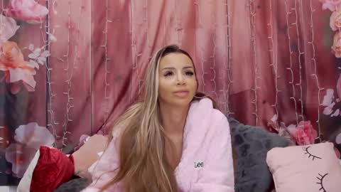 Eva online show from November 2025 03:23:02 PM