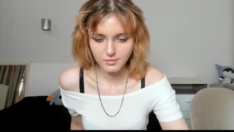 Snapshot of eva_vv chatting on June 2026 06:26:02 AM Eva online show from June 2026 06:26:02 AM