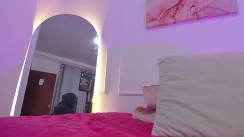  Eva  online show from July 2026 07:49:01 PM