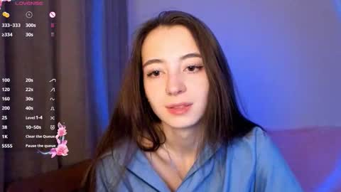 evabradly online show from November 2025 06:41:04 PM