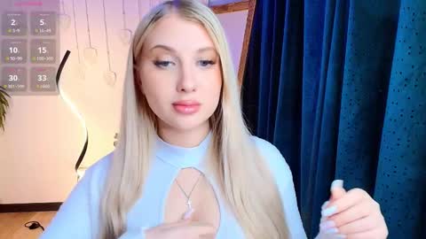 Snapshot of evacadooo chatting on February 2026 03:07:01 AM Eva online show from February 2026 03:07:01 AM