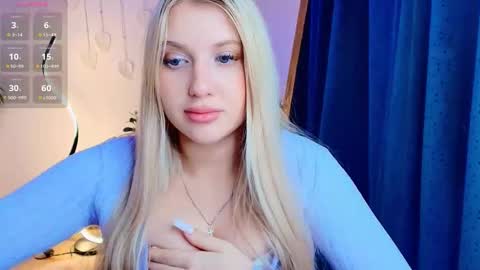 Snapshot of evacadooo chatting on March 2026 03:01:02 AM Eva online show from March 2026 03:01:02 AM