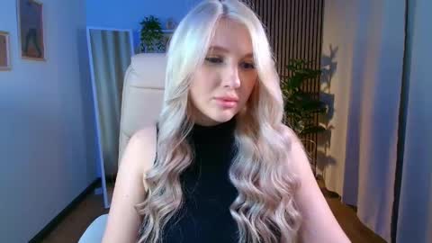 Eva  online show from April 2026 09:19:01 AM