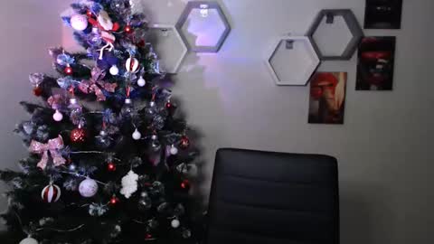 Evachaturbatte online show from January 2026 05:22:01 AM