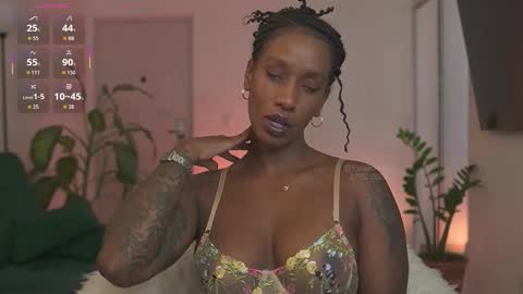 evajacksss_ online show from February 2026 09:04:01 PM