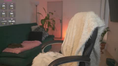 evajacksss_ online show from April 2026 08:54:02 PM