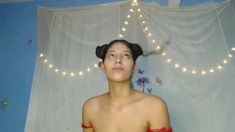 Snapshot of evaluna_horny_ chatting on December 2024 02:49:02 AM evaluna horny online show from December 2024 02:49:02 AM