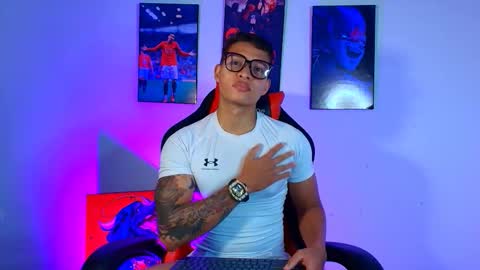 Snapshot of evan_greey chatting on September 2025 02:33:02 AM EVAN GREY online show from September 2025 02:33:02 AM