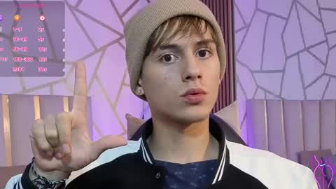 evan_tay online show from April 2026 02:47:02 AM