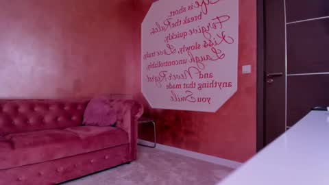 Snapshot of evanew_ chatting on March 2025 10:47:01 PM Eva online show from March 2025 10:47:01 PM