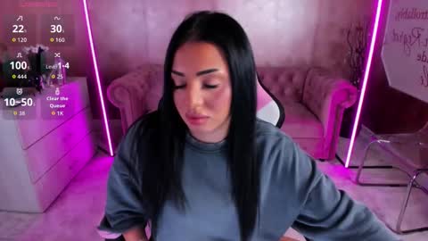 Snapshot of evanew_ chatting on September 2025 04:28:01 PM Eva online show from September 2025 04:28:01 PM