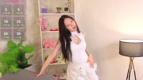 Snapshot of evangelinakovacevic chatting on June 2026 04:13:01 PM Hello im Lia online show from June 2026 04:13:01 PM