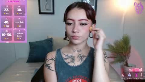 Evanssa lx online show from November 2025 07:02:02 PM