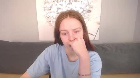 Snapshot of evarey_ chatting on October 2025 05:17:02 AM Adelina online show from October 2025 05:17:02 AM