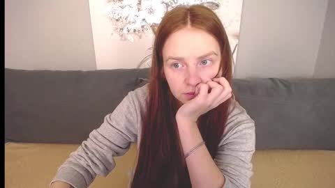 Snapshot of evarey_ chatting on October 2025 04:12:01 AM Adelina online show from October 2025 04:12:01 AM