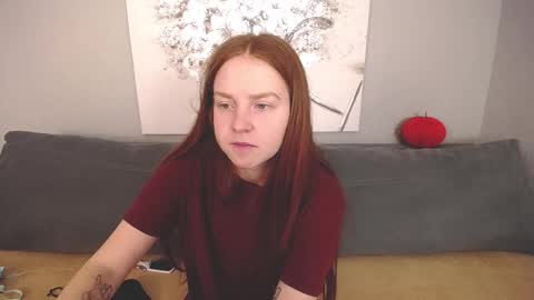 Snapshot of evarey_ chatting on October 2025 04:23:02 AM Adelina online show from October 2025 04:23:02 AM