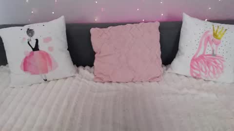 Adelina online show from August 2026 04:34:01 AM