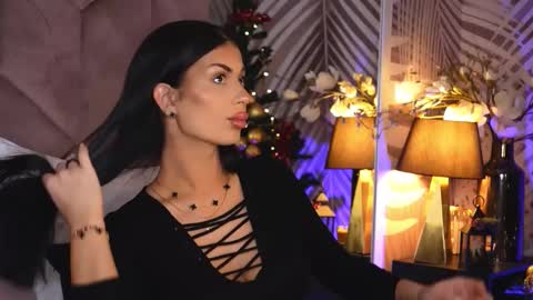 Snapshot of evarhea chatting on December 2025 03:56:02 AM EvaRhea online show from December 2025 03:56:02 AM