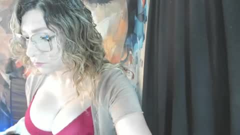 evasaenz online show from April 2026 08:56:01 PM