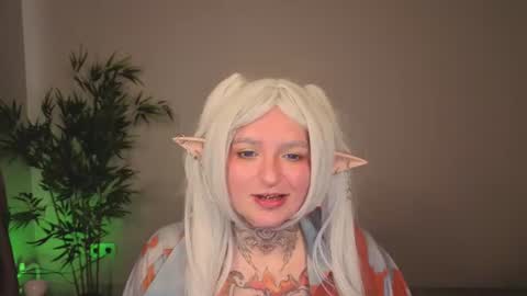 Snapshot of evathewitcher chatting on June 2026 02:14:02 AM EvaTheWitcher online show from June 2026 02:14:02 AM