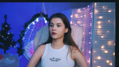 Snapshot of evathopson chatting on December 2024 10:34:02 AM Eva  next stream -  - 1600 UTC2000  online show from December 2024 10:34:02 AM