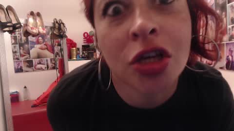 Eva Twiss online show from January 2025 05:44:02 PM