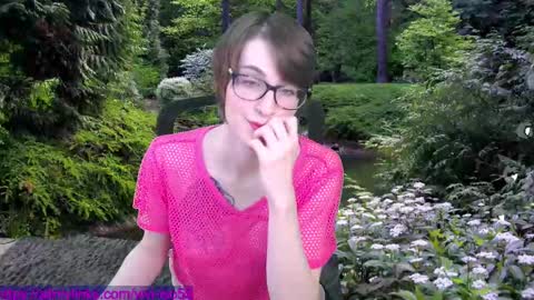 Vivi online show from February 2026 06:03:01 AM