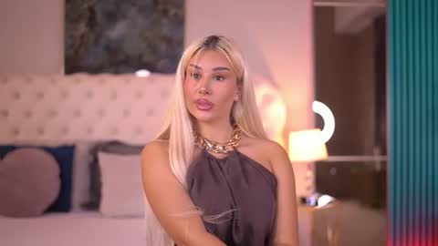 Snapshot of evazane chatting on June 2026 12:30:02 PM Eva online show from June 2026 12:30:02 PM