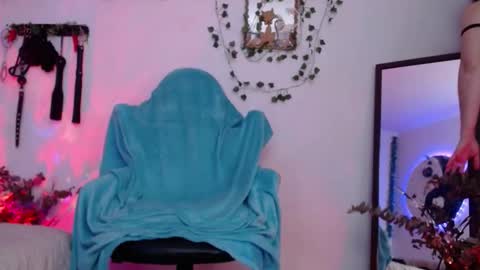 Eve Blue  friends. IG eve blue77 TW EveBlue 1 OF eveblue7 online show from October 2025 02:08:01 AM