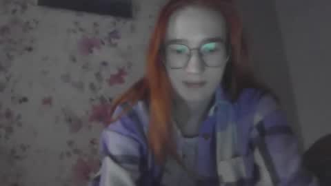 Snapshot of eveliina_shy chatting on December 2025 10:57:01 AM Evelina online show from December 2025 10:57:01 AM