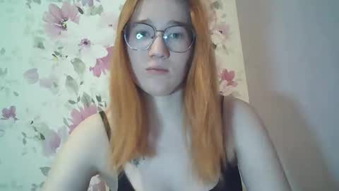 Snapshot of eveliina_shy chatting on January 2026 02:54:02 PM Evelina online show from January 2026 02:54:02 PM