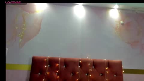 Evelin online show from January 2025 08:52:01 AM