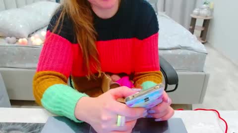 Snapshot of evelove33 chatting on March 2026 05:05:01 PM evelove online show from March 2026 05:05:01 PM