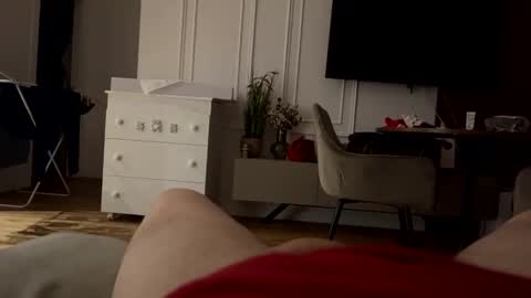 MomDad online show from December 2024 06:28:01 PM