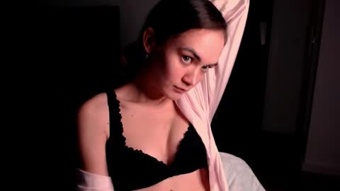 Snapshot of evelyn_gg chatting on November 2025 08:41:01 PM Evelyn online show from November 2025 08:41:01 PM