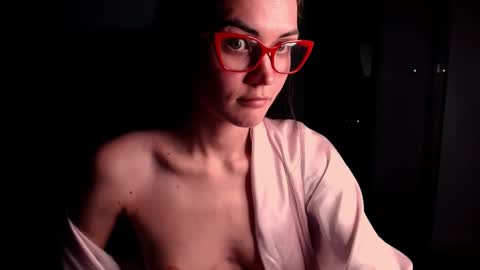 Snapshot of evelyn_gg chatting on January 2026 07:11:01 PM Evelyn online show from January 2026 07:11:01 PM