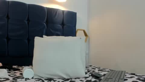 evelyn_morgan1 online show from December 2024 06:14:01 AM